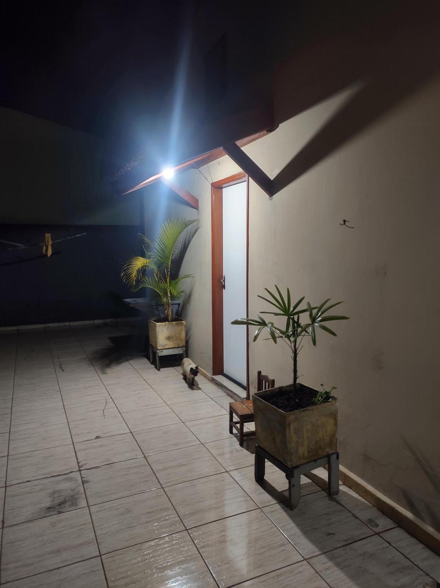 Quarto Confortavel Com Garagem 奥兰布拉 外观 照片